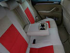 AUTOPOTAHY BMW X6  2011 , elektircké sedadlá , detail 3D logo , Lakťové opierky,Alcanatara ORIGINAL PRODUCT MAD